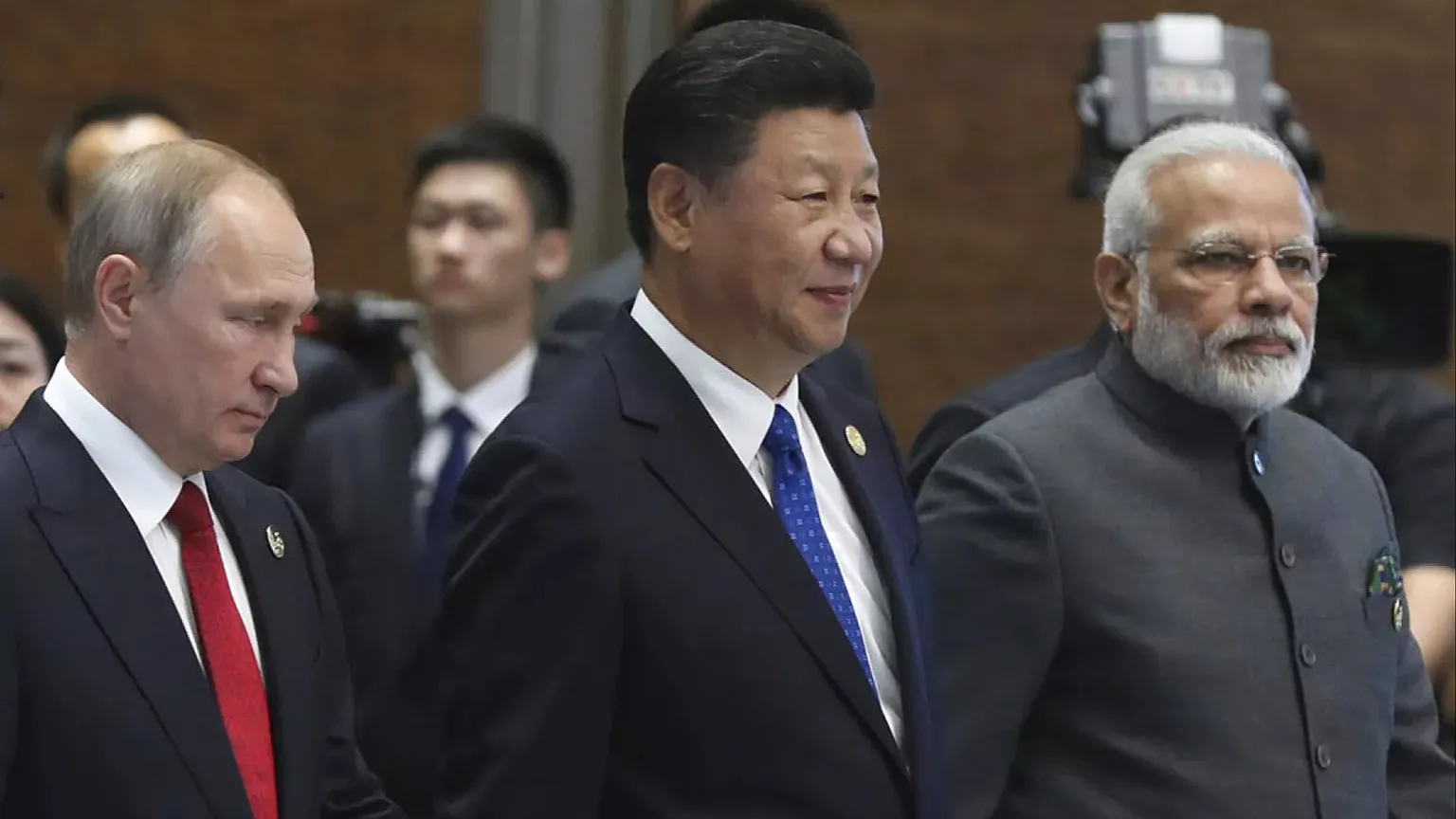 Il cupo inverno di Putin dopo gli show estivi