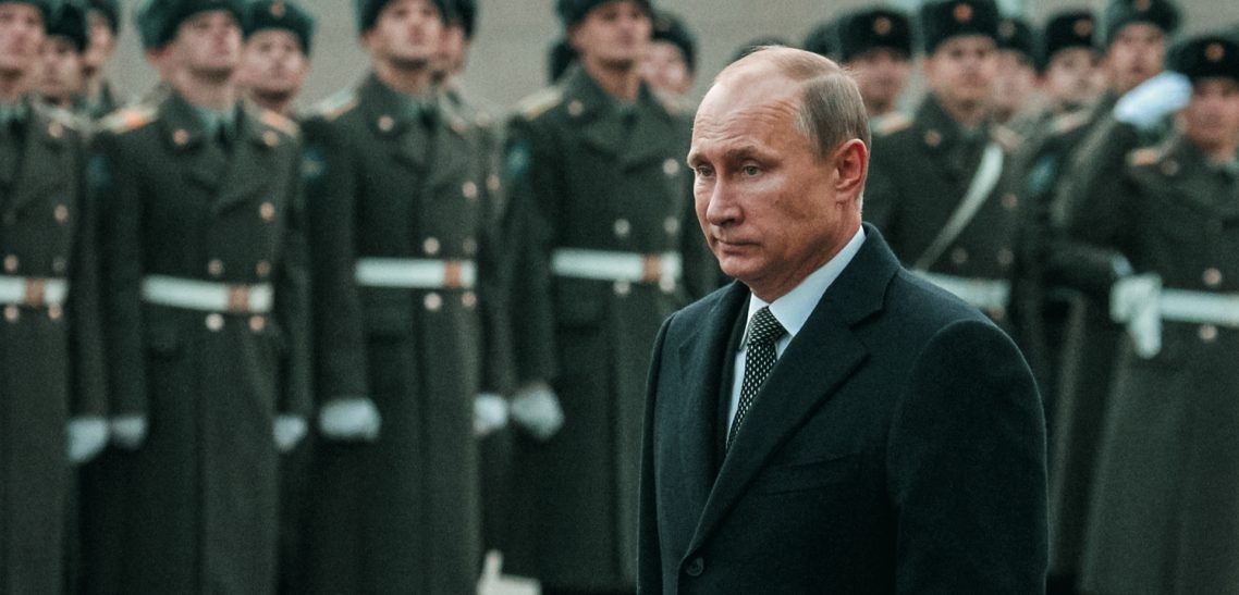 Putin si mostra sicuro ma é all’ultimo giro di boa