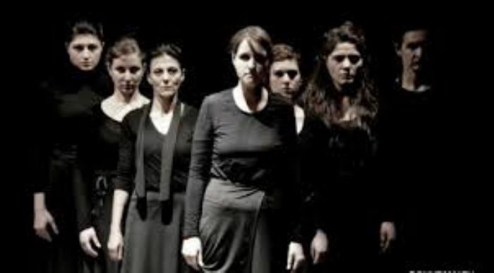 Le donne nei ranghi delle mafie: vittime o protagoniste ?