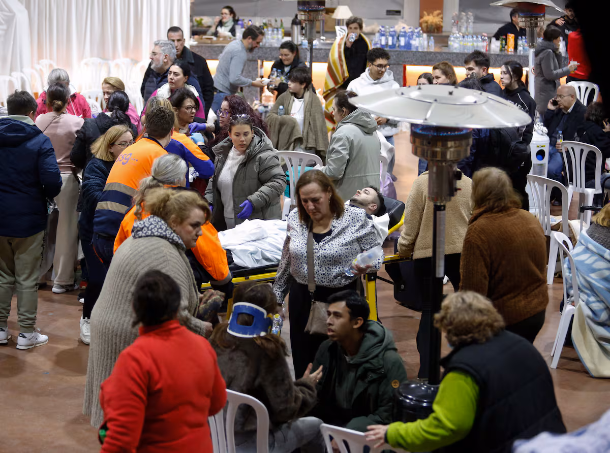 Inferno sui binari in Spagna: collisione fra due treni con decine di vittime