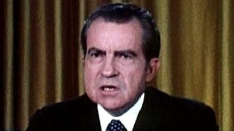 L’incubo di Washington: Trump più fuori controllo di Nixon
