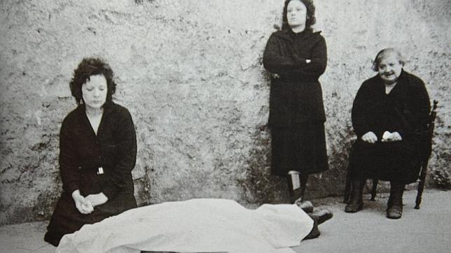 Le donne nei ranghi delle mafie: vittime o protagoniste ?