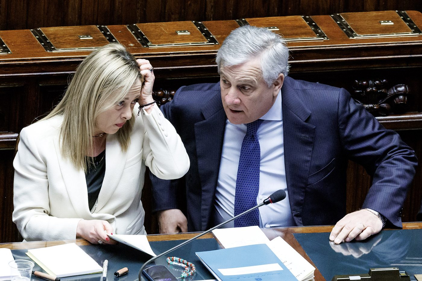 Gli sgoccioli della fenomenologia di Tajani e la mutazione genetica di Forza Italia