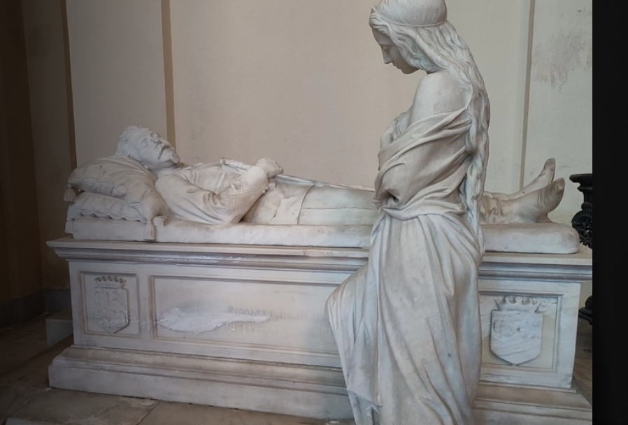 La memoria civile come scelta politica: il Pantheon di figli e figliastri