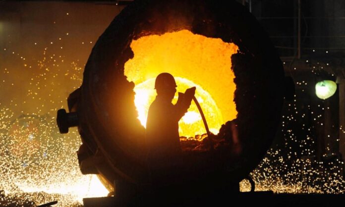 Almeno 100 vittime in Cina per l'esplosione di una miniera di carbone