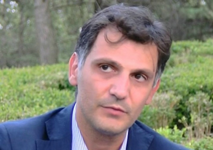 Lo scandalo al sole del Ponte sullo Stretto