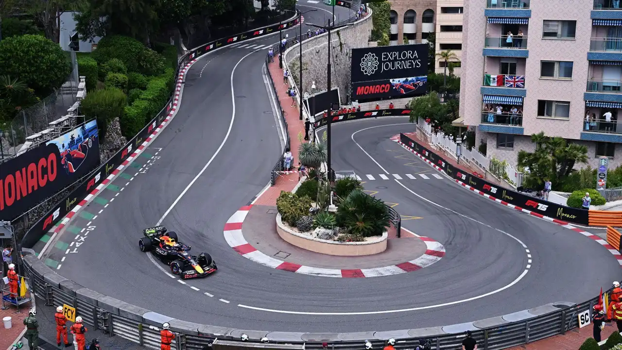 Acuto di Antonelli e quarta pole consecutiva a Monaco