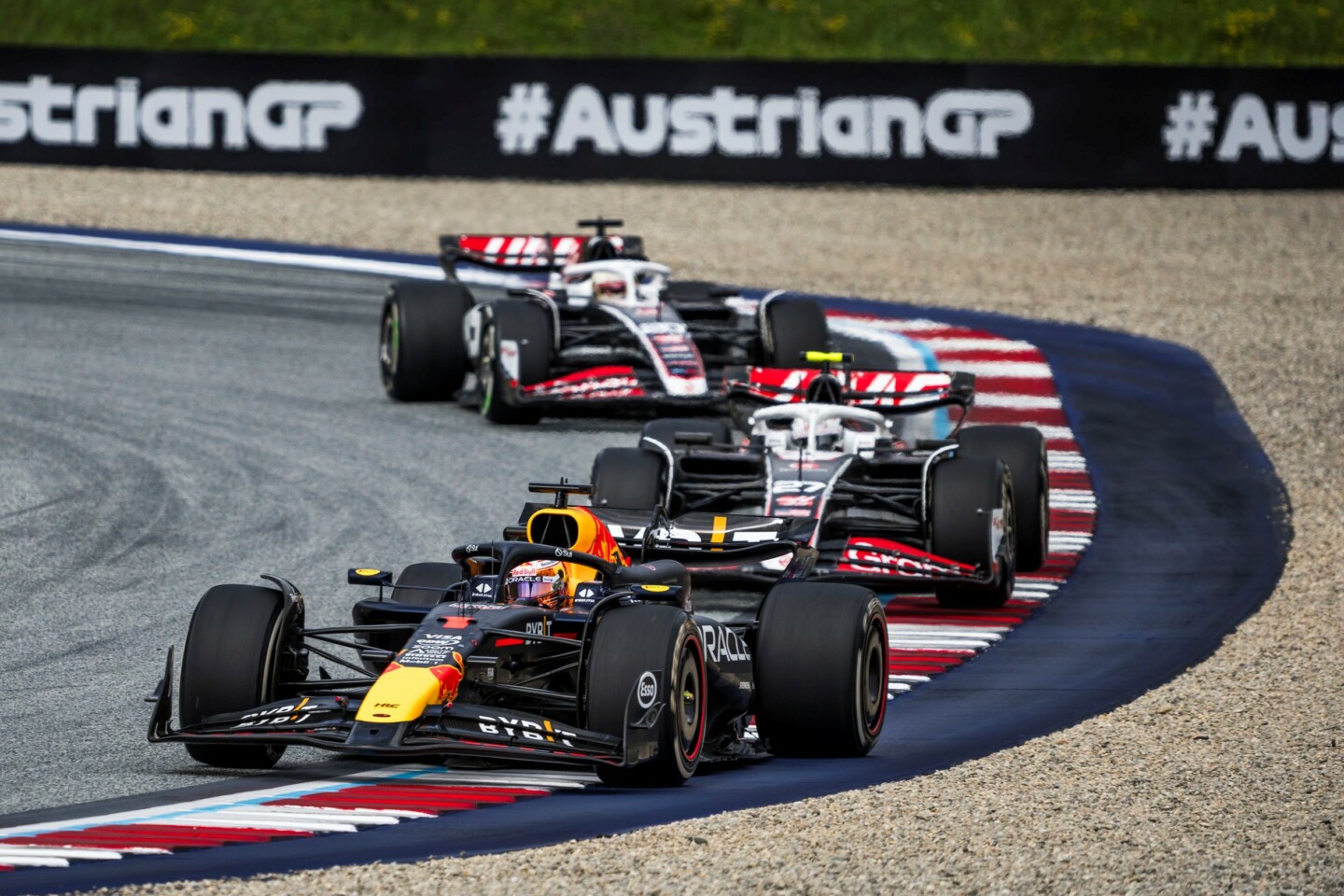 Gp Austria: Russell ritrova la vittoria e mette in fila Verstappen e Antonelli