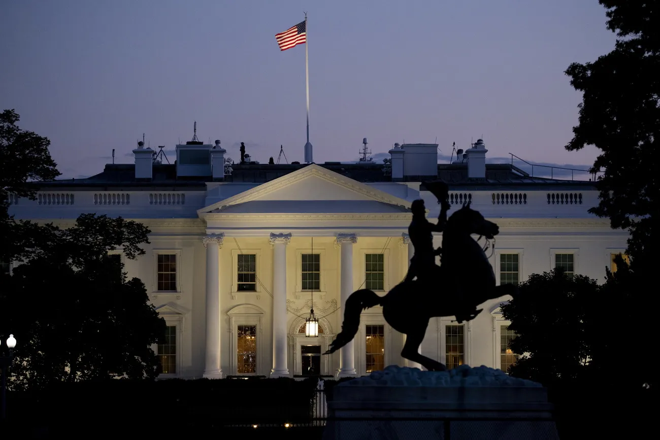 E' un mezzo suicidio: la Cia scettica sull'accordo di Trump con l'Iran