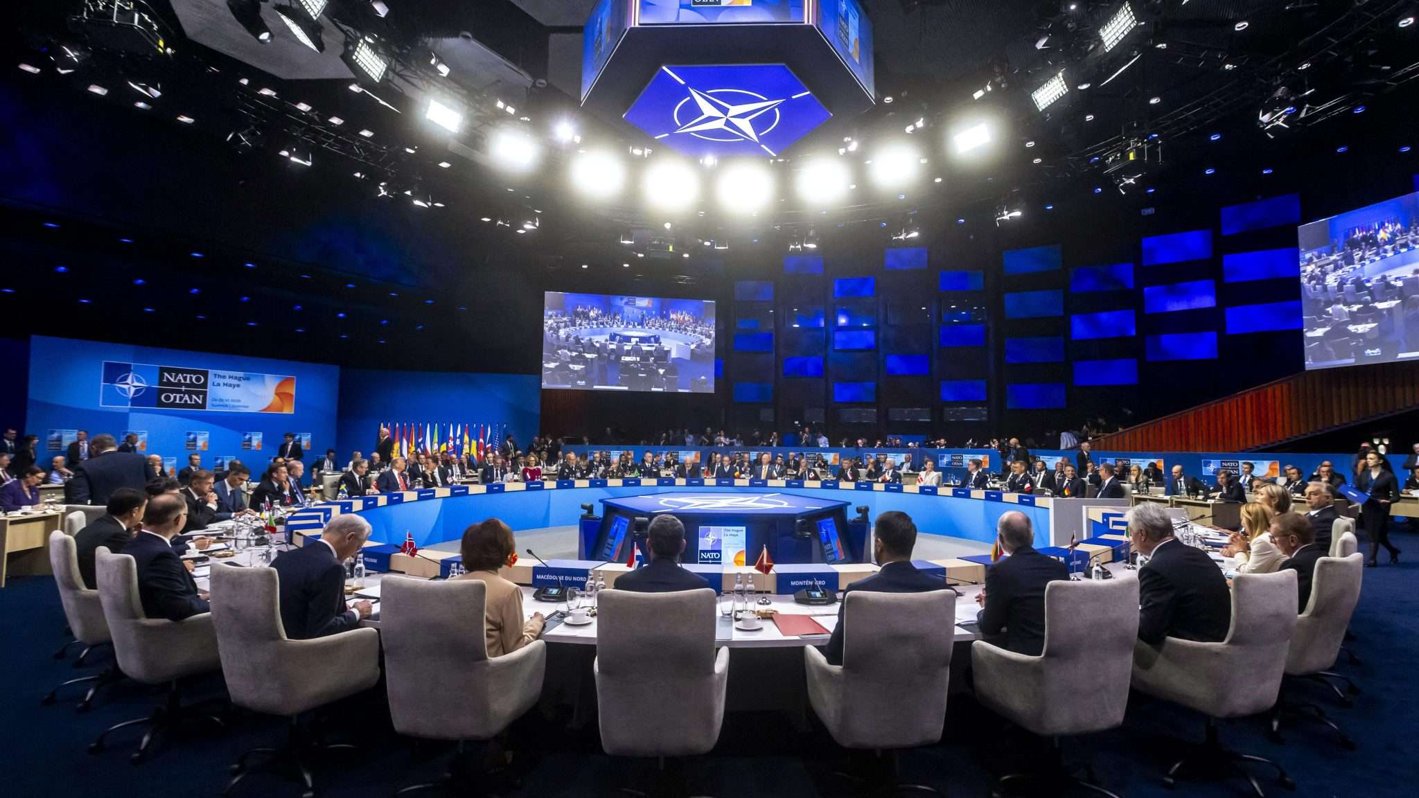 L'Iran in balia dei pasdaran che costringono il paese a proseguire la guerra