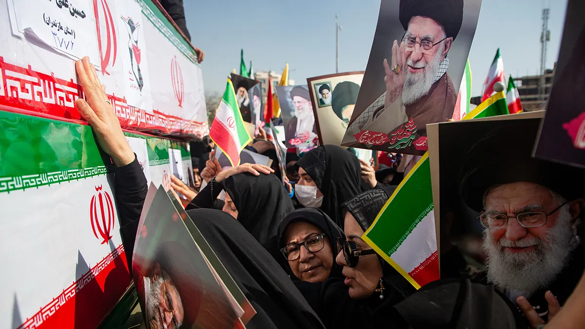 L'Iran in balia dei pasdaran che costringono il paese a proseguire la guerra