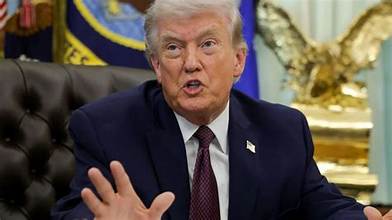 La penultima di Trump: abolisce i limiti all'inquinamento delle auto