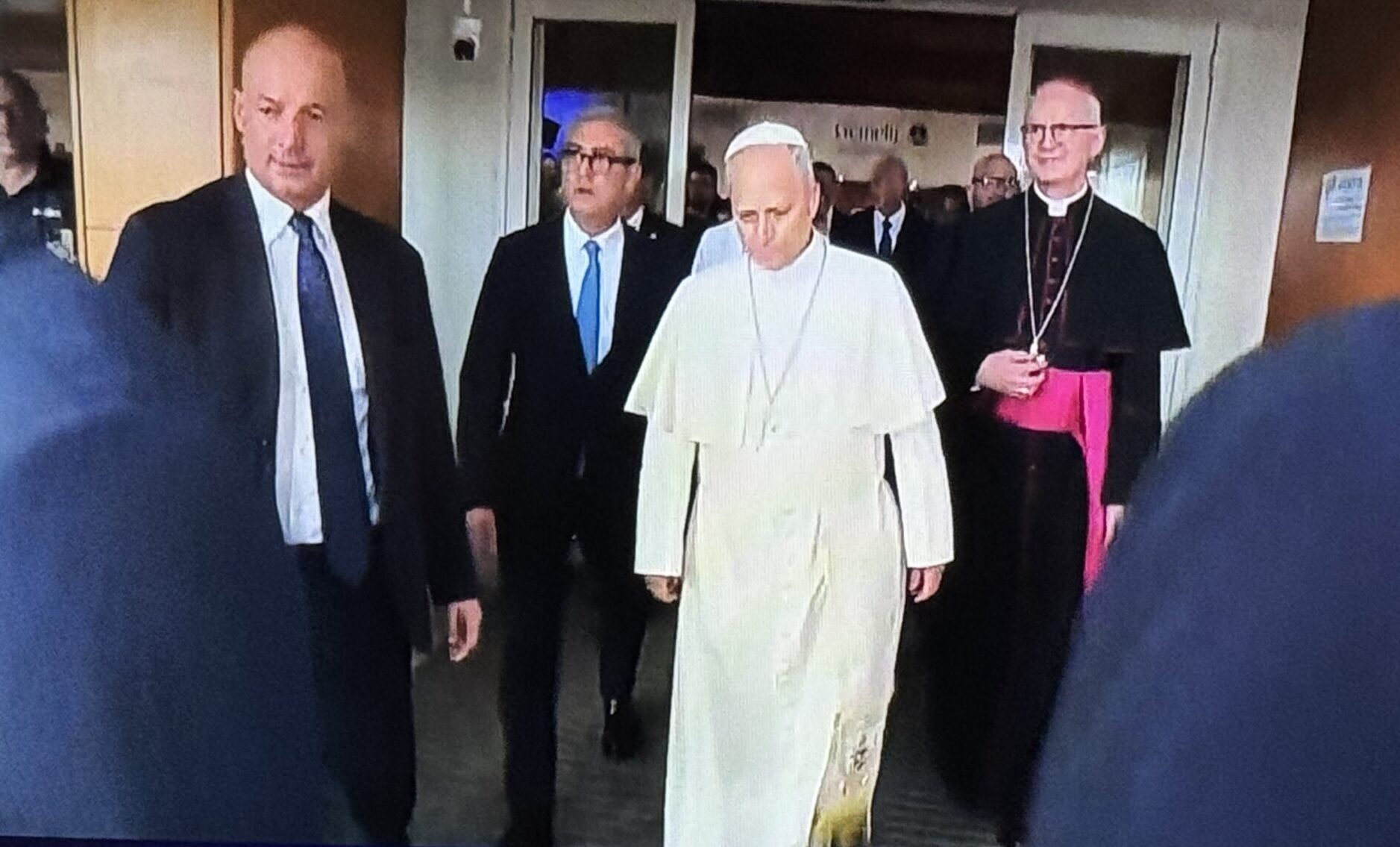L'operazione la tempra e la convalescenza lampo al Gemelli di Papa Leone XIV