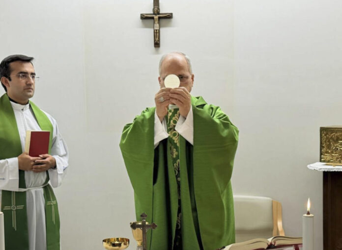 Vaticano e salute di Leone XIV: il Papa americano visto dai giornalisti americani