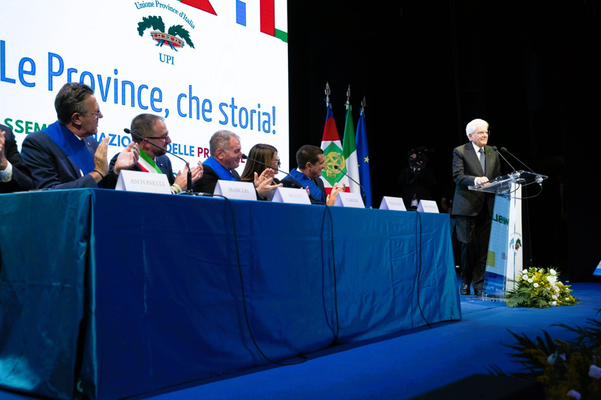 Tutte le tracce della regia occulta delle violenze di Milano