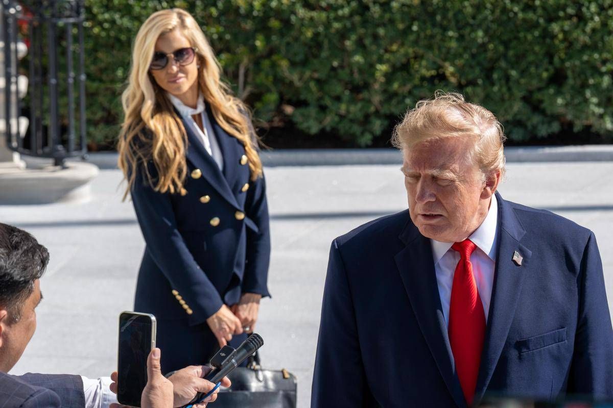 La foto dell'inizio della fine di Donald Trump