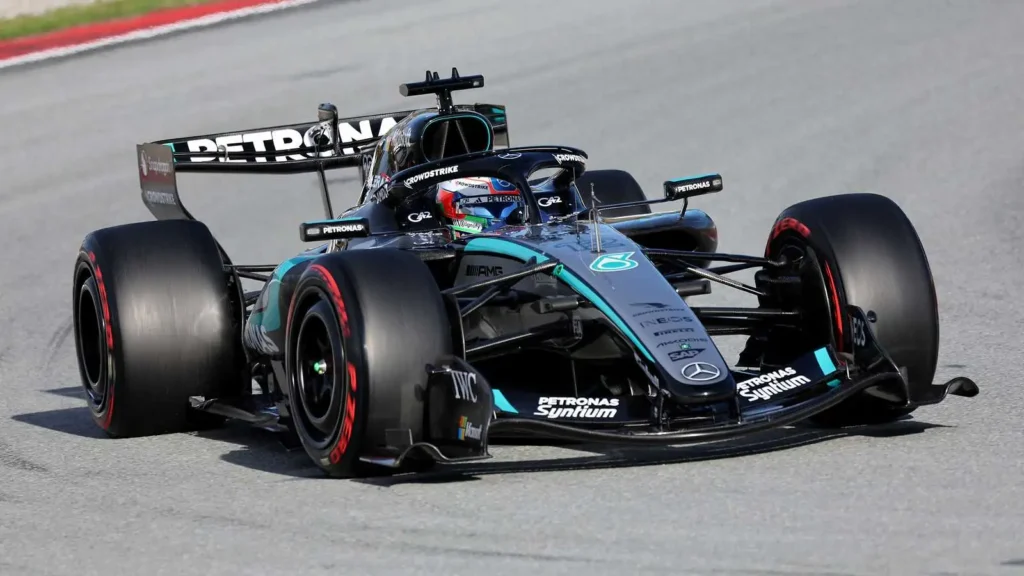 F1: Verstappen in pole a Sepang poi Hamilton e Antonelli