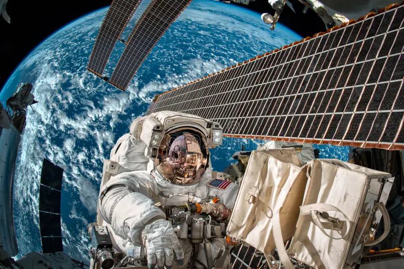 Quattro astronauti nello spazio per una nuova tappa delle ricerche scientifiche
